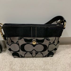 Coach purses!!💜💜💜